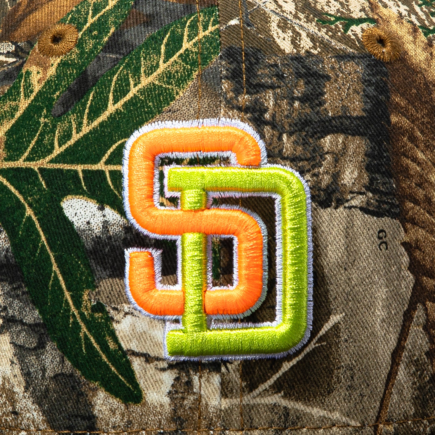 Thumbnail 4